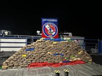 Brasileiros e peruanos são presos com 375 kg de drogas em rio na Amazônia