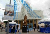 Santa Dulce é celebrada com missas, shows e procissão em Salvador