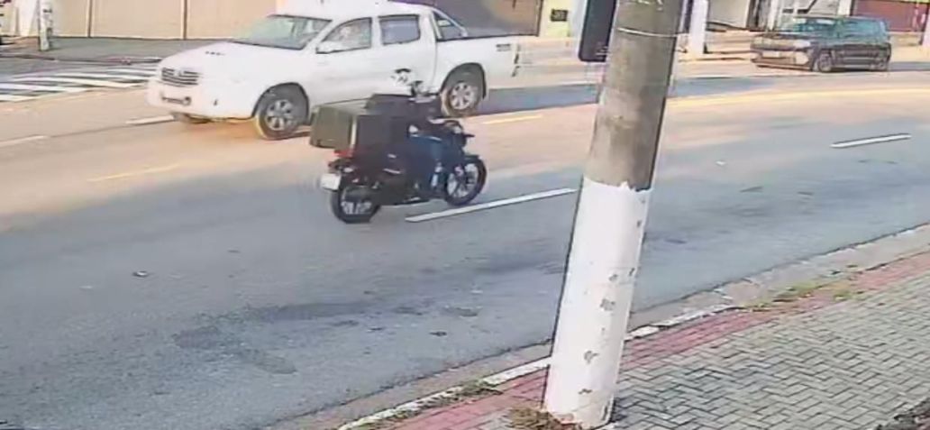 Motociclista envolvido em latrocínio na Av. Francisco Morato, no Morumbi • Reprodução