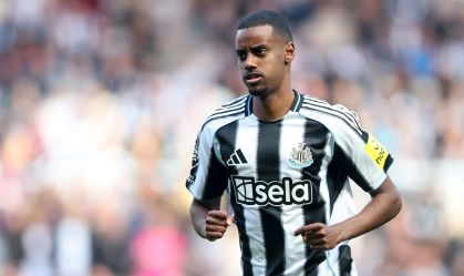 Alexander Isak em ação pelo Newcastle