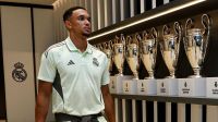 Alexander-Arnold diz que ama o Liverpool antes de retorno a Anfield