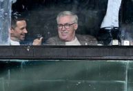 Técnico do Botafogo brinca com a presença do pai Carlo Ancelotti em vitória