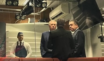 Ancelotti marca presença no Maracanã para acompanhar Flamengo x Inter