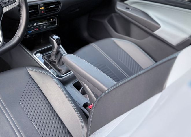 Modelo tem apoio de braço mais simples • Rodrigo Barros/CNN