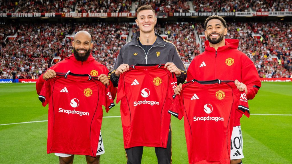 Mbeumo, Sesko e Matheus Cunha foram apresentados no Old Trafford