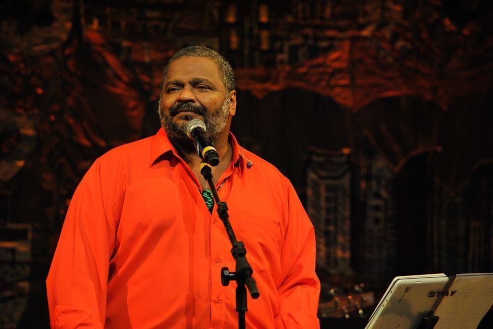 Arlindo Cruz faleceu nesta sexta-feira (8)