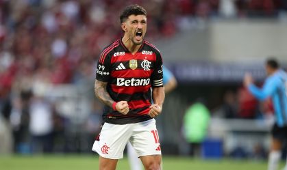 Flamengo encaminha renovação com Arrascaeta por mais dois anos; saiba mais