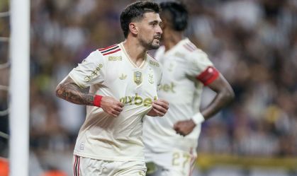 Uniforme do Flamengo é eleito o mais bonito do mundo por site especializado