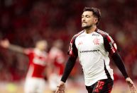 Sem sustos, Flamengo volta a vencer Inter e vai às quartas da Libertadores