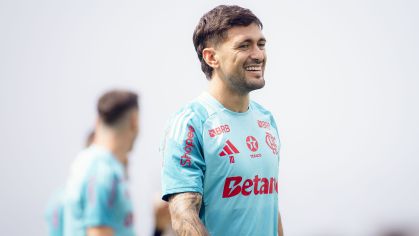 Arrascaeta em treino do Flamengo