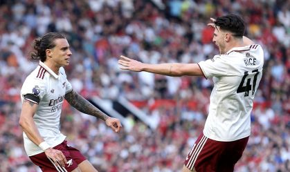 Arsenal estreia na Premier League com vitória sobre o Manchester United