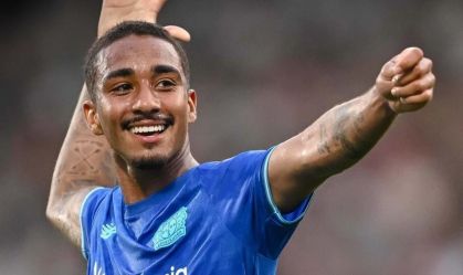 Brasileiro marca, e Bayer Leverkusen goleia Grossaspach na Copa da Alemanha