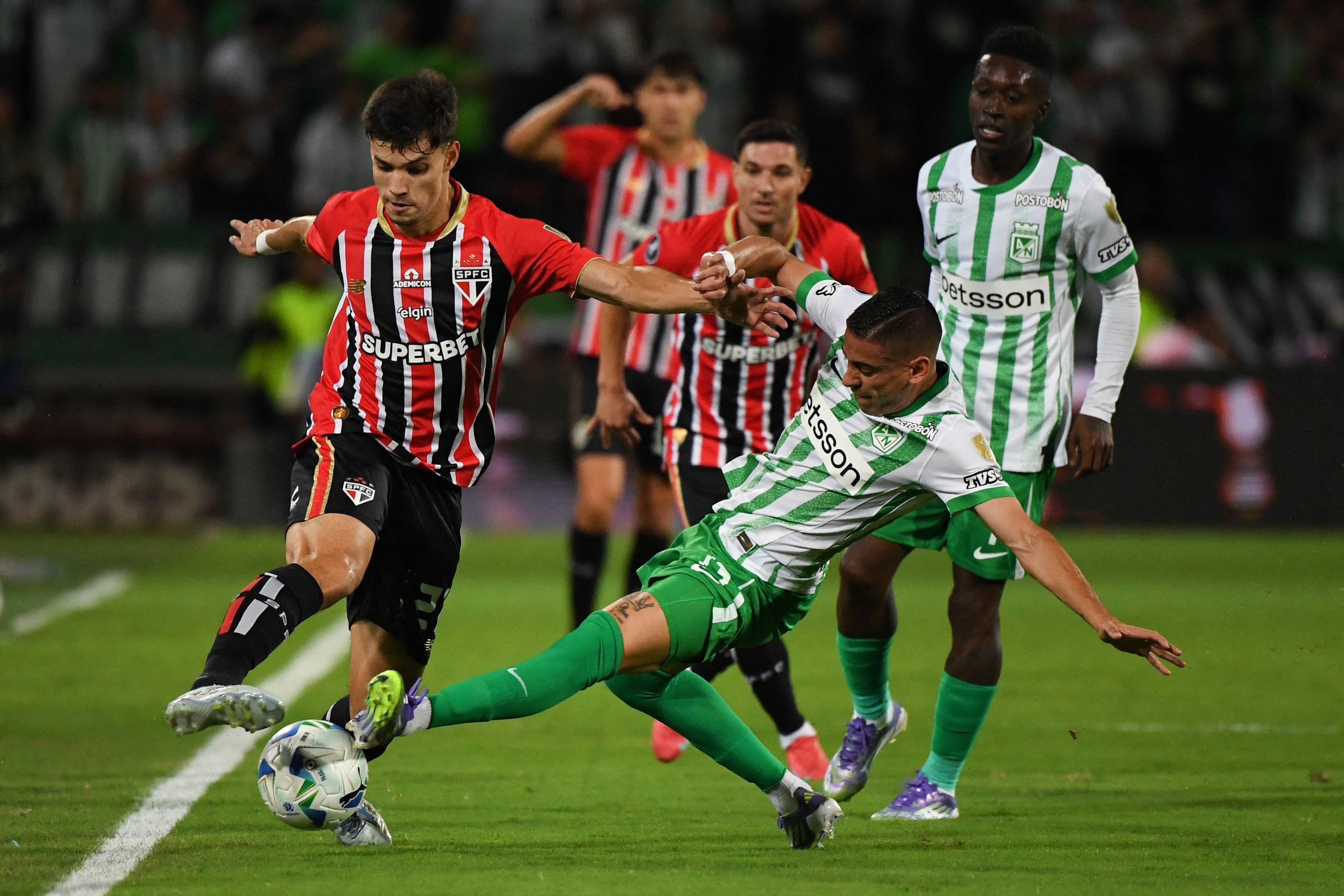 Lance de Atlético Nacional x São Paulo, pela Libertadores