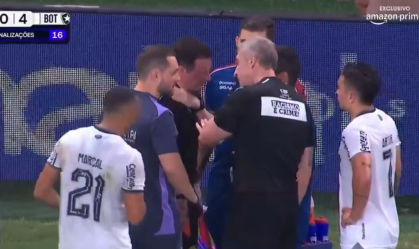 Bandeirinha é substituído após levar tombo em Fortaleza x Botafogo; veja