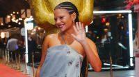 Bella Campos usa vestido de R$ 40 mil e mostra sobrancelha descolorida