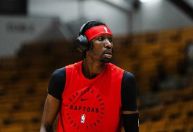 Celtics trocam Niang para o Jazz e abrem espaço para chegada de Boucher