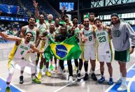 Brasil sobe no ranking e entra no top 10 da FIBA no basquete masculino