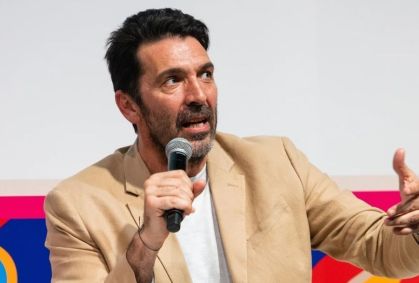 Buffon pede demissão da federação após Itália ficar fora da Copa do Mundo