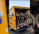 Agentes dos EUA usam caminhão alugado em operação de imigração