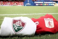 Fluminense abre o placar na Sul-Americana com gol contra bizarro; veja