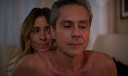 Carolina Dieckmmann revela acordo com Alexandre Nero em cena de "Vale Tudo"