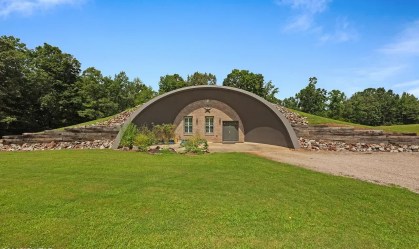 Casa de hobbit? Imóvel subterrâneo está à venda por R$ 4 milhões nos EUA