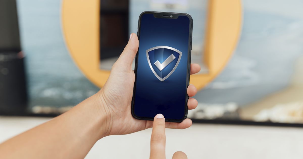 5 aplicativos para esconder apps de banco no seu celular | CNN Brasil