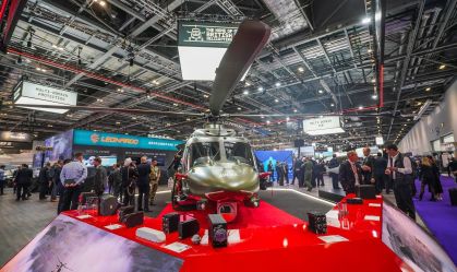 Reino Unido barra participação de Israel em feira de armas em Londres