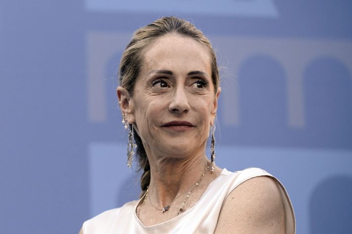 Além de Georgia Meloni, o site também supostamente exibia imagens de sua irmã Arianna, na foto, que é uma política de destaque no partido Irmãos da Itália. • Simona Granati/Corbis/Getty Images via CNN Newsource