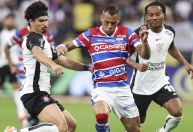 Brasileirão: Corinthians busca empate com Fortaleza antes de Dérbi decisivo