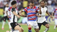 Brasileirão: Corinthians busca empate com Fortaleza antes de Dérbi decisivo