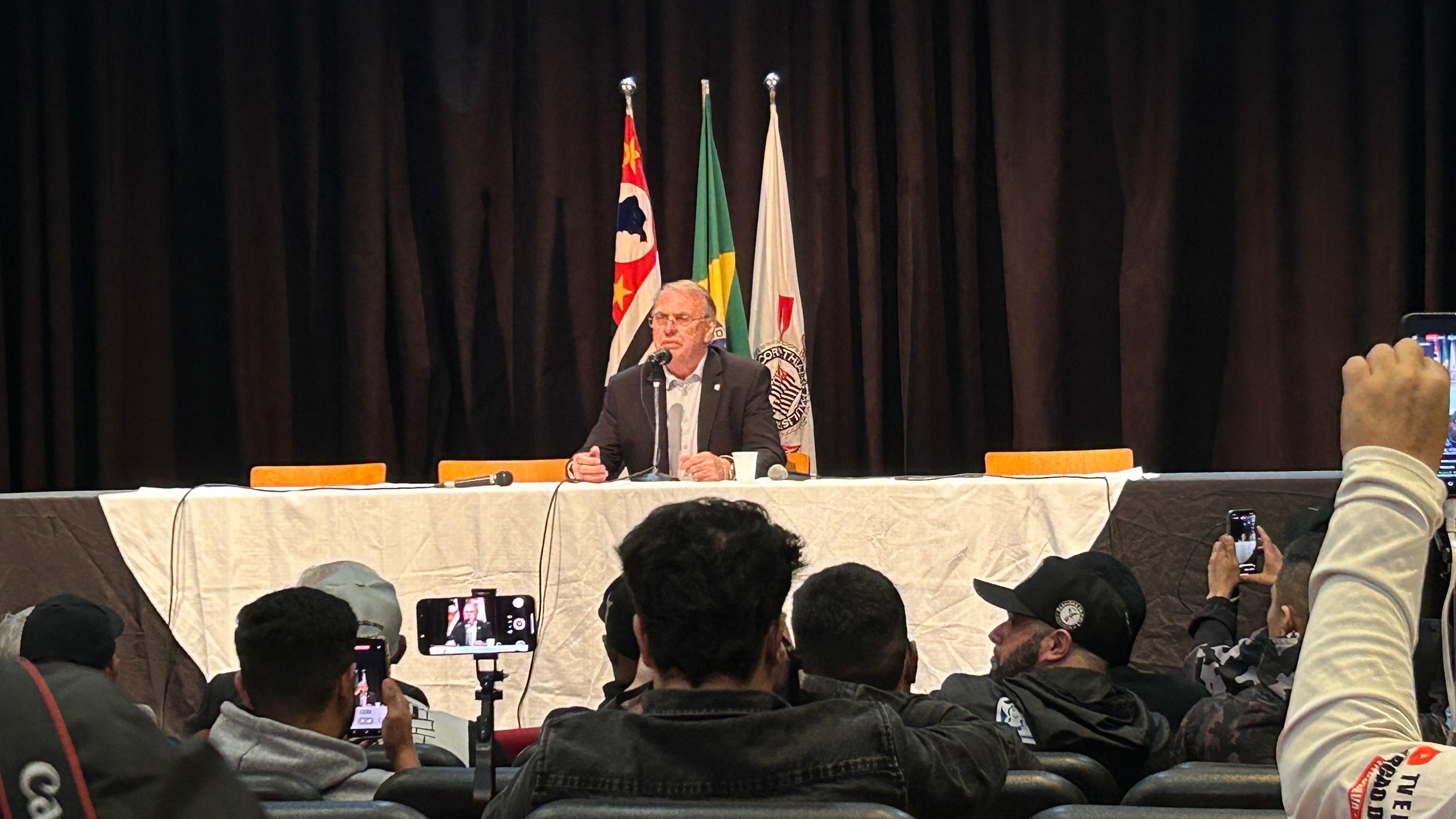 Osmar Stabile foi eleito novo presidente do Corinthians