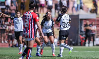 Corinthians empata com o São Paulo e avança à final do Brasileiro Feminino
