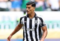 Botafogo se despede de meio-campista campeão da Libertadores pelo clube