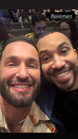Diego Hypolito e Gil do Vigor curtem juntos espetáculo em SP • Instagram/Diego Hypolito
