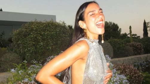 Dua Lipa faz 30 anos nesta sexta-feira (22)