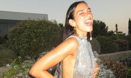 Dua Lipa faz 30: veja as músicas favoritas dos fãs brasileiros
