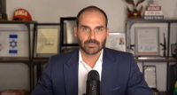 Eduardo Bolsonaro alega perseguição política em ofício à Câmara