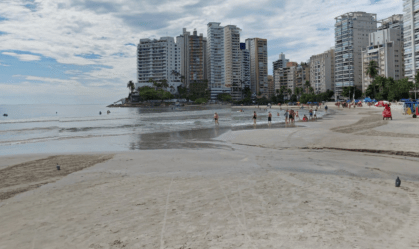 Turista é baleado em assalto em praia do litoral de São Paulo