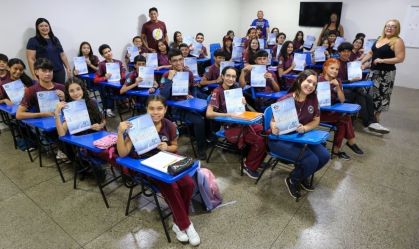 Manaus lidera Ideb no Norte e recebe Prêmio Nacional da Educação
