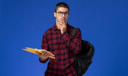 Quando (e por que) vale a pena trocar de faculdade no meio do curso?