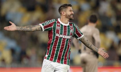 Fluminense derrota o Grêmio e volta a vencer no Brasileirão