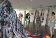 Produtos "feios" favoritos são celebrados em exposição na China