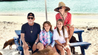 Billy Joel posta foto rara com a família ao celebrar aniversário da filha