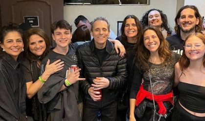 Filho de Tony Bellotto mostra a família no 1º show do músico após cirurgia