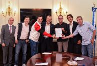 Flamengo faz acordo com prefeitura e estende prazo de construção de estádio