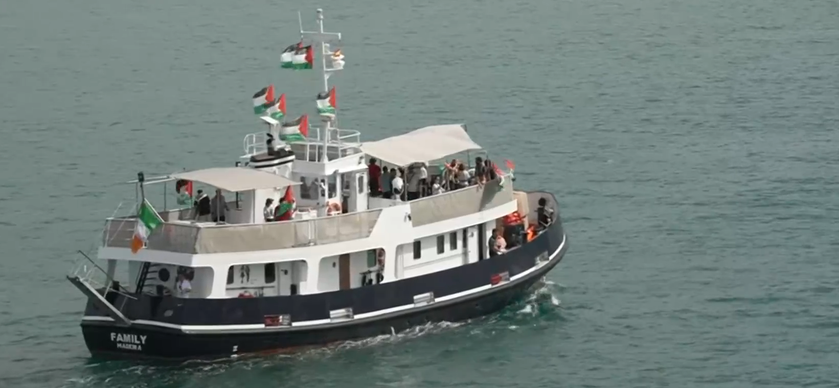 Flotilha com ajuda humanitária para Gaza parte com ativistas do porto de Barcelona em 31 de agosto de 2025.