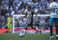 Grêmio vira sobre o Atlético-MG por 3 a 1 e respira no Brasileirão