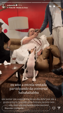 Amigos e família de Preta Gil fazem jantar para celebrar aniversário da cantora • Instagram/ Jude Paulla