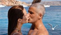 Gio Ewbank e Bruno Gagliasso em fotos de amor na Itália: "Amassos no mar"